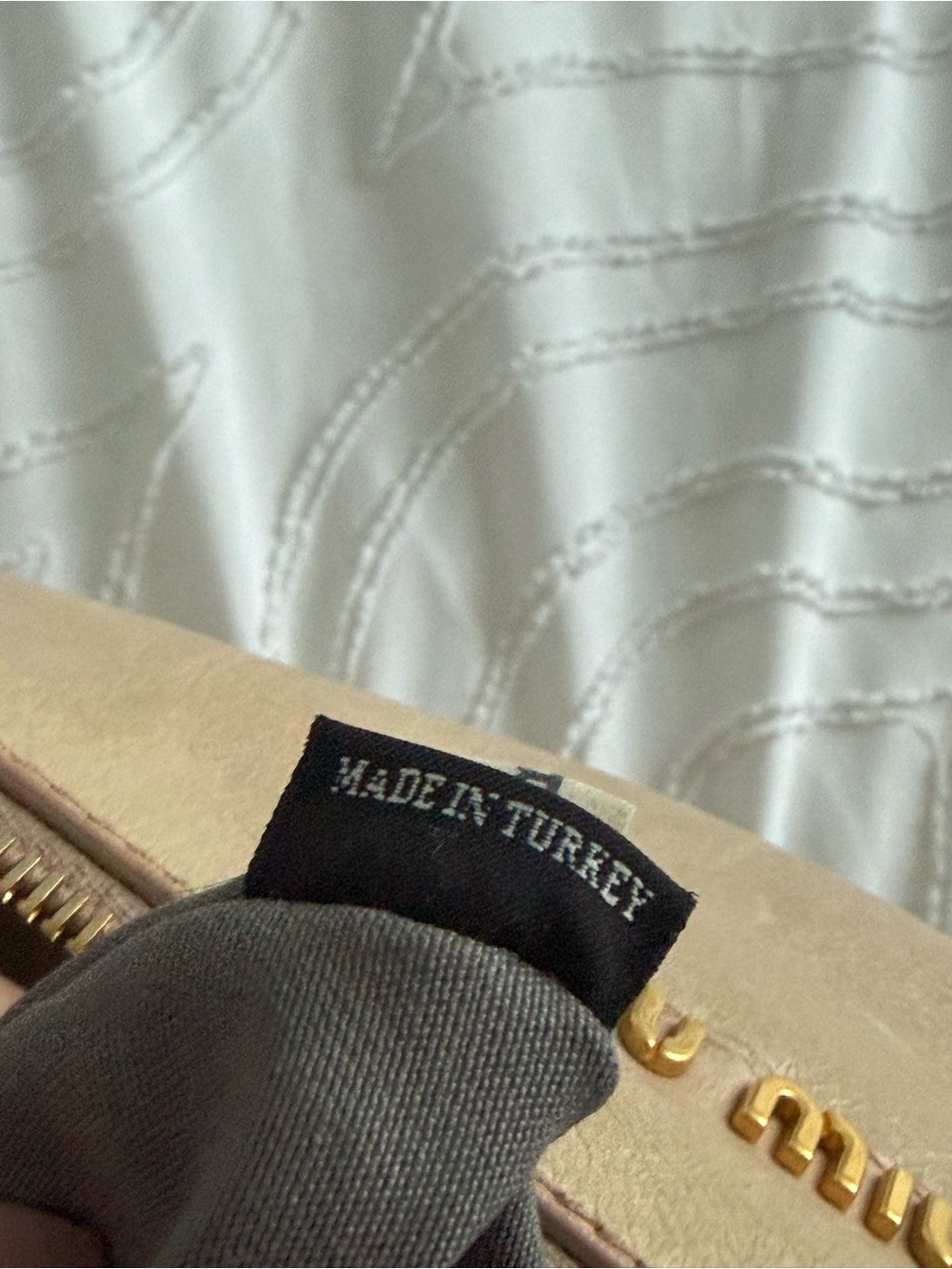 Miu Miu Vitello Bow Bag - Picture 8 of 9